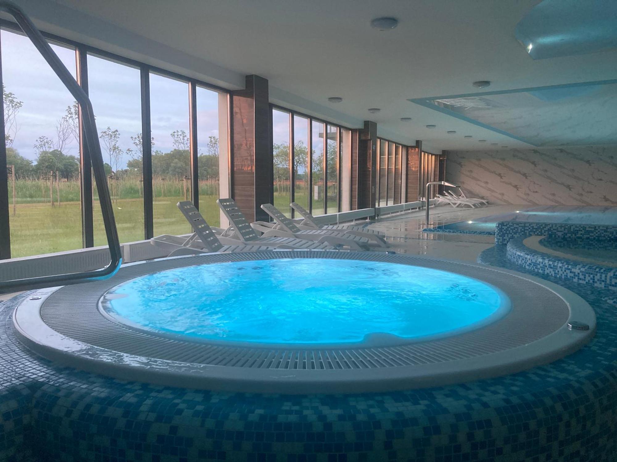 Apartament Coffee-Cream - Relaks - Sauna I Basen Dziwnow Ngoại thất bức ảnh